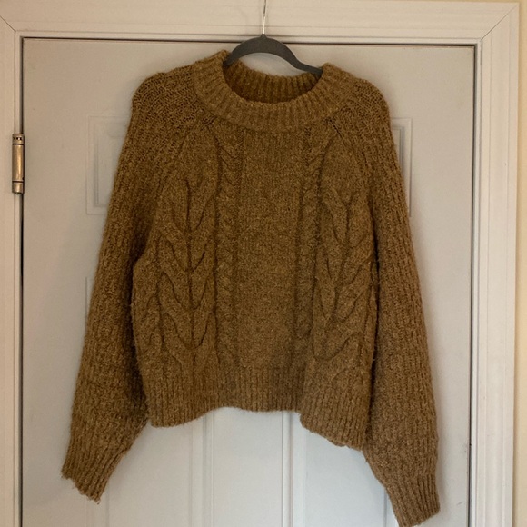 Universal thread mock neck sweater - Picture 2 of 3